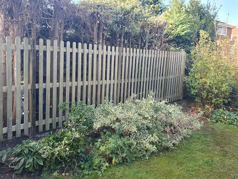 Traditional palisade fence panels